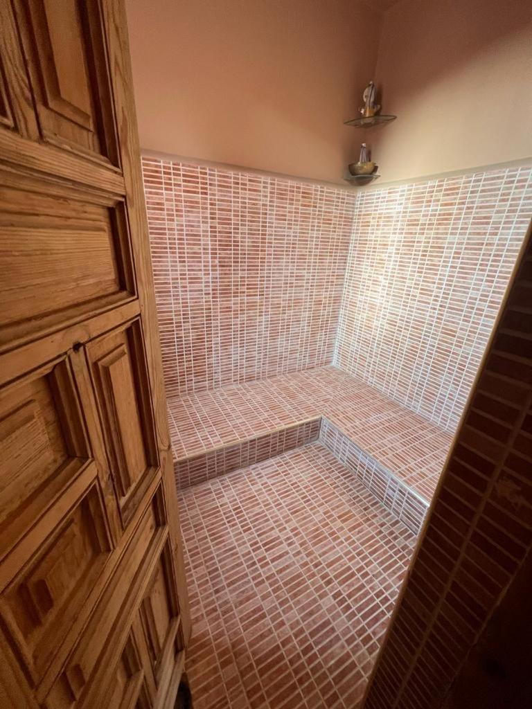 Riad Palmier Fleuri 马拉喀什 外观 照片