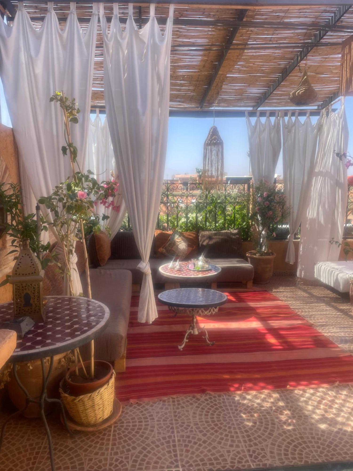Riad Palmier Fleuri 马拉喀什 外观 照片